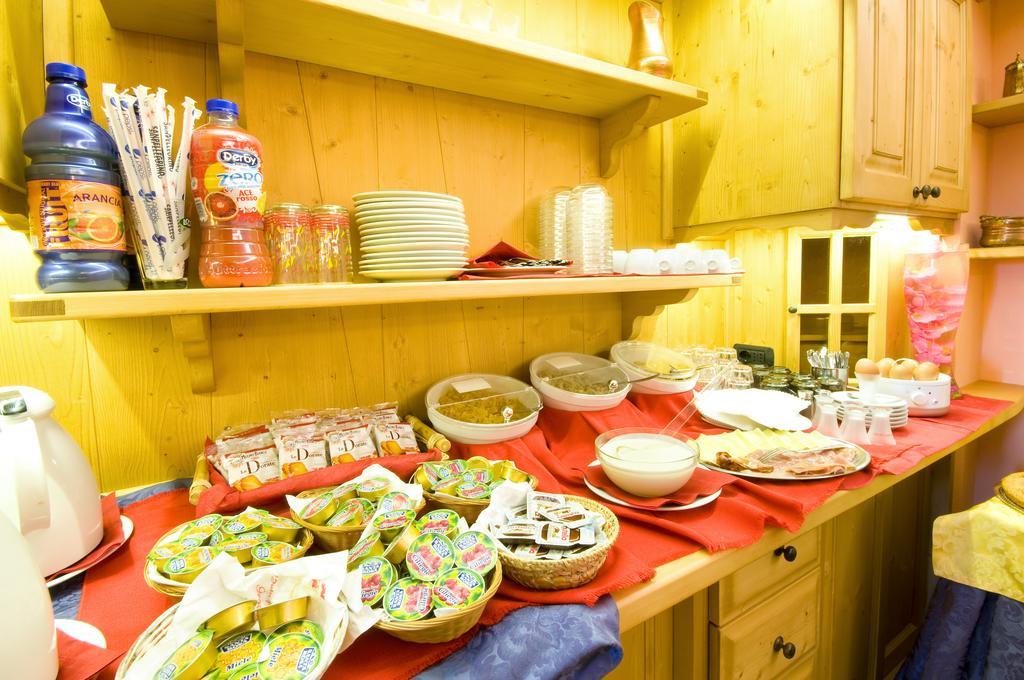 帝罗多登得利小木屋酒店 瓦尔蒂索托 外观 照片